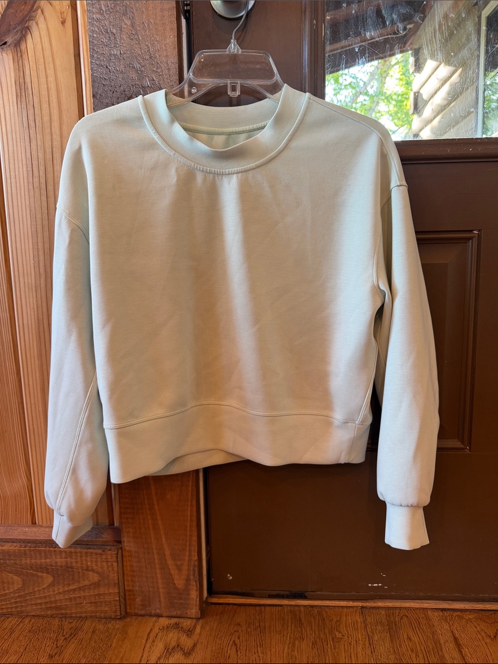lululemon athletica Light Sage Crewneck Sweatshirt, very soft!